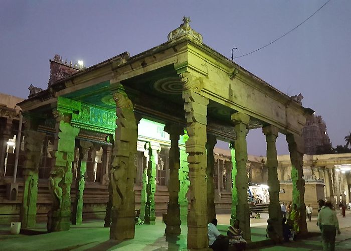 Meenakshi Amman Temple photo