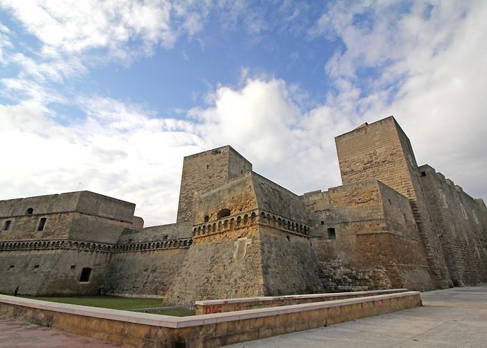 Castello Normanno-Svevo Castello Normanno-Svevo • Famous building » outdooractive.com photo