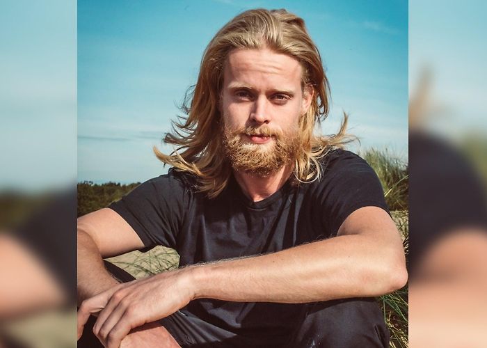 Werk aan de Waalse Wetering Jim van der Zee op fort Werk aan de Waalse Wetering - Houtens ... photo