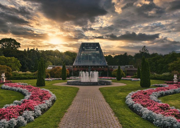 Botanical Gardens Top Five Gardens to Visit in Niagara Falls | Niagara Falls Canada photo