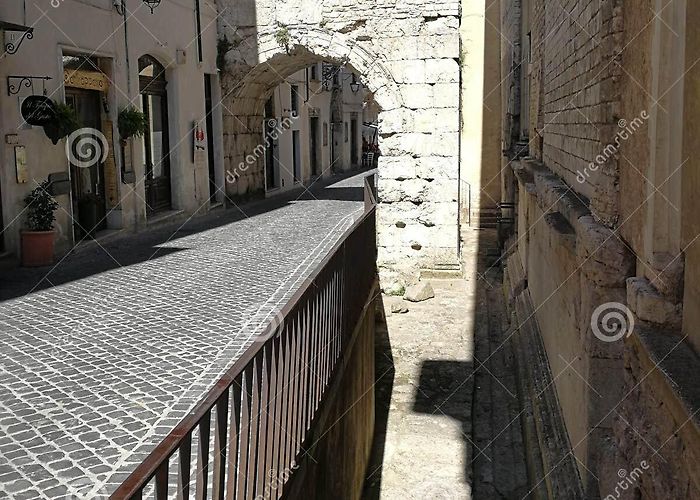 Arco DI Druso Spoleto - Arco di Druso editorial stock photo. Image of arch ... photo