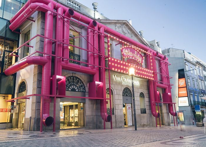 Via Catarina Shopping Tomé Capa · Fábrica de Sonhos · Divisare photo