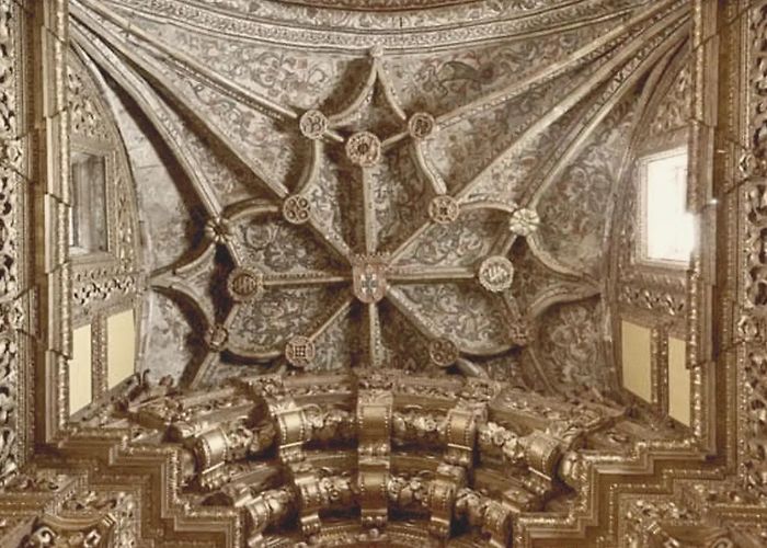 Freixo de Espada a Cinta Church Igreja Matriz de Freixo de Espada à Cinta - Portugal Num Mapa photo