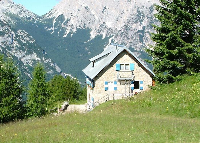 Lake Cadore Visit Calalzo di Cadore: 2024 Travel Guide for Calalzo di Cadore ... photo