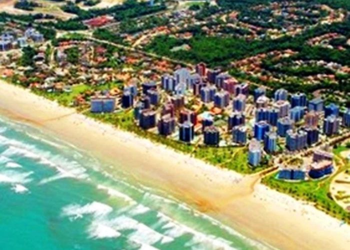 Praia da Riviera de Sao Lourenco O que fazer em Riviera de São Lourenço na temporada? photo