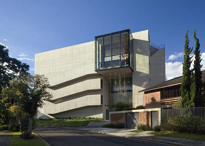 Curitiba Courthouse RB House / Marcos Bertoldi Arquitetos | ArchDaily photo