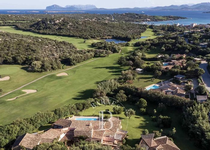 Pevero Golf Club House for sale 6 Bedrooms 4768 sq ft Porto Cervo photo