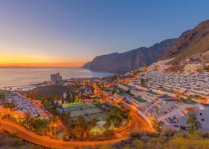 Acantilado de los Gigantes photo