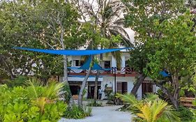 Maamadi Boutique Hotel Maafushi Exterior photo