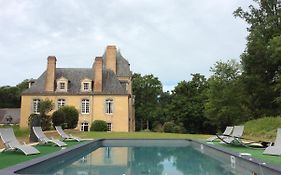 Chateau Du Bois Glaume Guest House Poligne Exterior photo