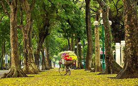 Hanoi Center Silk Hotel & Travel Exterior photo