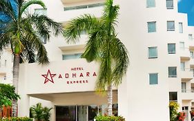 Adhara Express Hotel Cancun Exterior photo