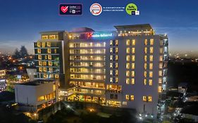 Swiss-Belhotel Jambi Exterior photo