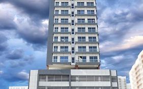 Afaq Tower Apartment Al-Manamah Exterior photo