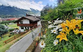 Agriturismo B&B Chevres A Cheval Aosta Exterior photo