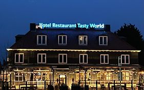 Tasty World Hotel Hoogerheide Exterior photo