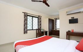 Oyo 3309 Anjam Smrithi Mandiram Hotel Thrissur Exterior photo