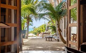 La Posada Del Sol Boutique Hotel Tulum Exterior photo