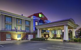 Holiday Inn Express Hotel & Suites Emporia, An Ihg Hotel Exterior photo