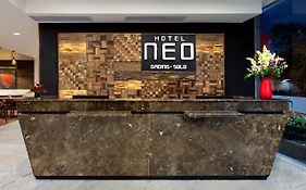 Hotel Neo Gading Solo Exterior photo