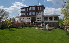 Zoo Misic Prenociste Hotel Vranje Exterior photo