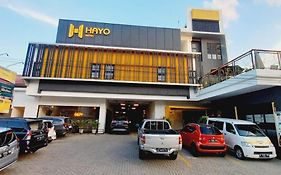 Hayo Hotel Palembang Exterior photo