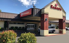 Ramada by Wyndham Sacramento Hotel Exterior photo