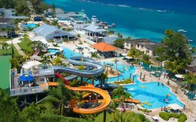 Beaches Ocho Rios Hotel Exterior photo