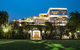 lebua Lucknow Hotel Exterior photo