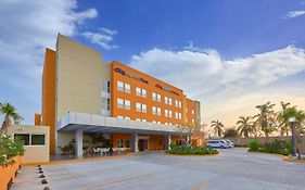 City Express Plus By Marriott Cabo San Lucas Hotel Exterior photo