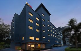 Ginger Surat Hotel Exterior photo