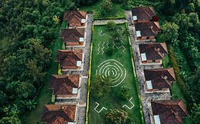 Nyungwe Top View Hill Hotel Gisenyi Exterior photo