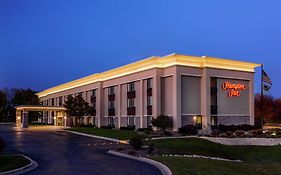 Hampton Inn Milwaukee Airport Exterior photo