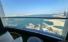 Luxury Romantic Sea View Apartment. Al-Manamah Exterior photo