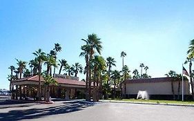 Ramada By Wyndham Yuma Motel Exterior photo