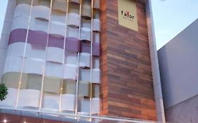 Favor Hotel Makassar City Center By Life Exterior photo