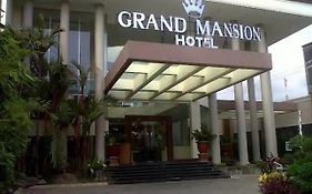 Grand Mansion Hotel Blitar Exterior photo