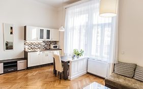 All In Apartman Apartment Budapest Room photo