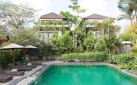 Aqua Bali Villa Canggu  Exterior photo