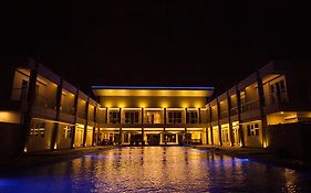 D'Season Premiere Hotel Jepara Exterior photo