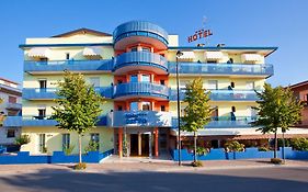 Hotel Catto Suisse Caorle Exterior photo