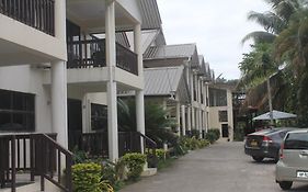 Shalini Garden Hotel & Apartments Sigatoka Exterior photo