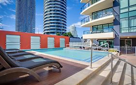 Mantra Broadbeach On The Park Aparthotel Gold Coast Exterior photo