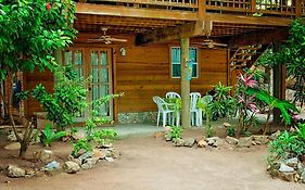 Blue Island Divers Casa Descanso Sandy Bay Exterior photo