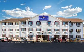 Baymont By Wyndham Cedar Rapids Hotel Exterior photo