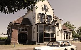 Het Spoorhuis Uithoorn Bed & Breakfast Exterior photo