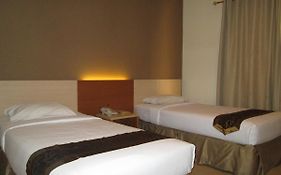 Hotel Delta Sinar Mayang Sidoarjo Room photo