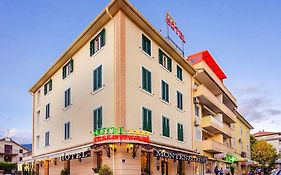 Hotel Montenegrino Tivat Exterior photo