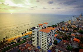 Global Towers Hotel & Apartments Kolombo Exterior photo