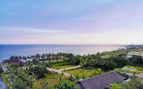 Komaneka at Keramas Beach Hotel Exterior photo